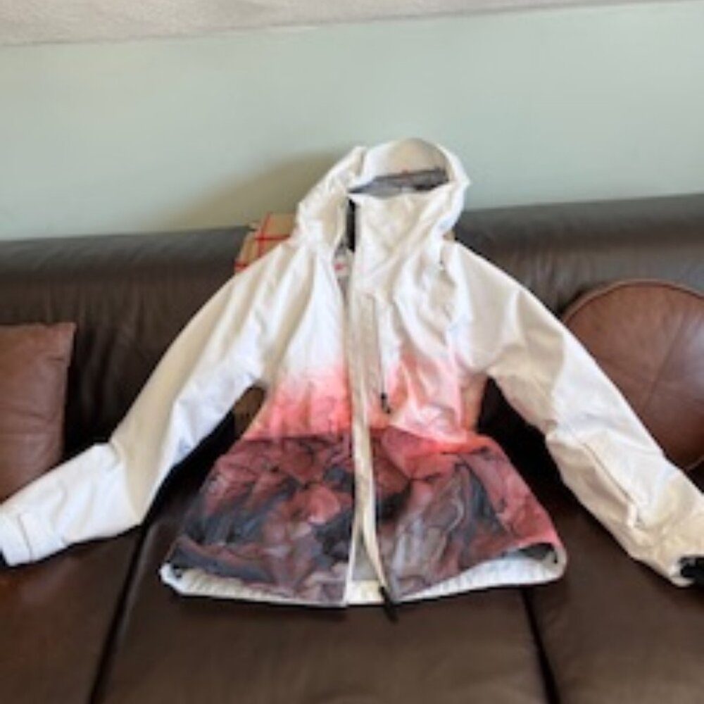 Women's Medium 686 Snowboard Jacket, worn less than 10 times
